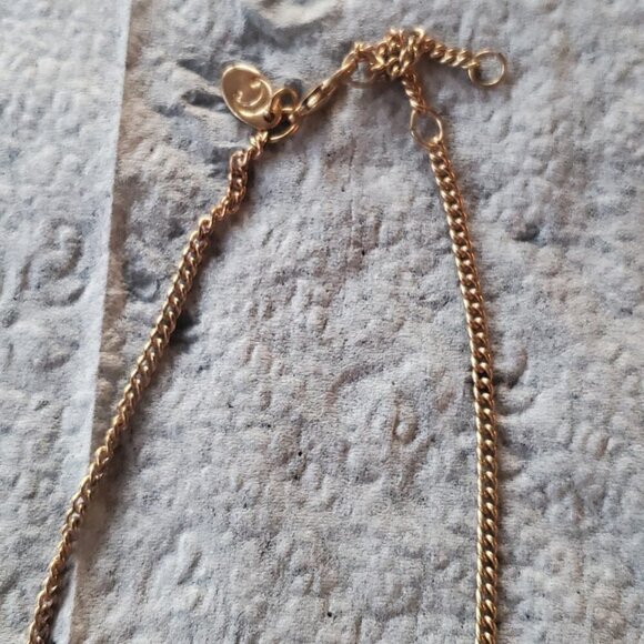 Frosted Aqua Petals Pendant Necklace 🌴 - Picture 4 of 9